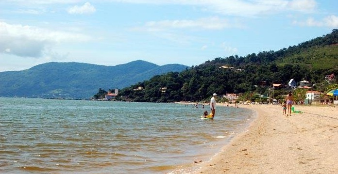 Praia de Fora - 17km